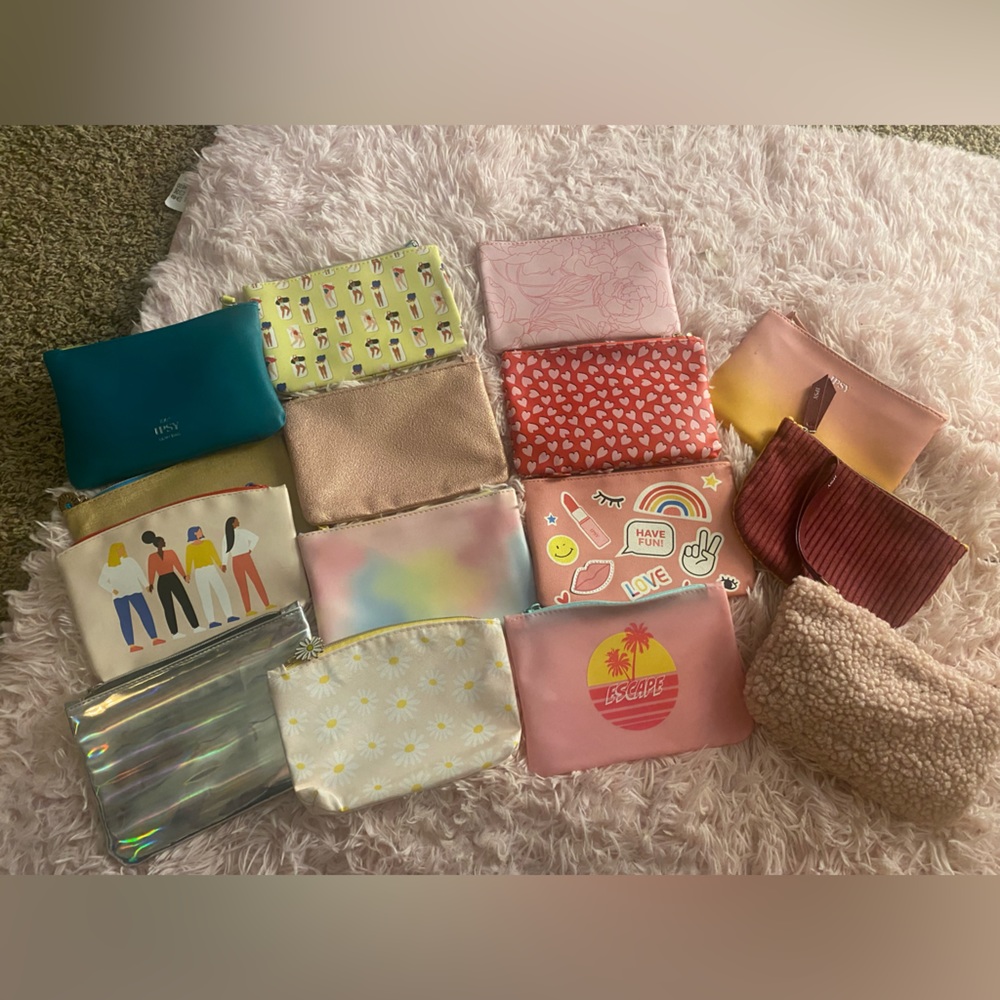 15 makeup bags from Ipsy (just the bags)